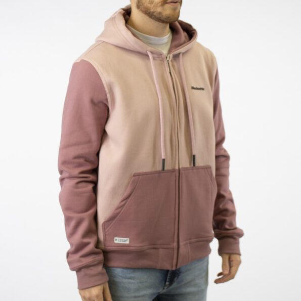 Polera-Diferent-03